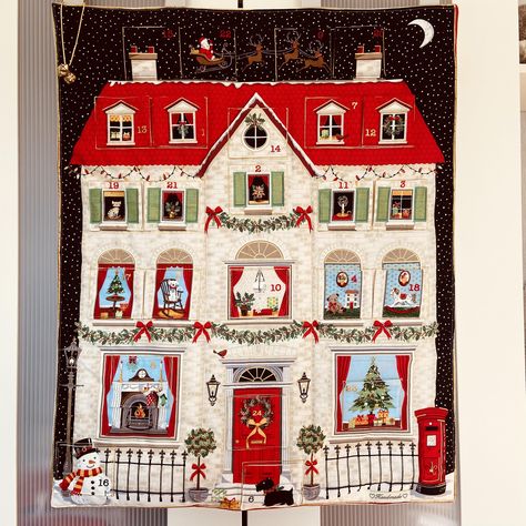 Christmas House Advent Calendar - reusable, Heirloom, Keepsake, Christmas countdown, Quilted, Advent - Made to order House Advent Calendar, Advent Calendar House, Xmas Animals, Primitive Embroidery, Advent Calendar Diy, Fabric Advent Calendar, Christmas Advent Calendar Diy, Table Runner Christmas, Victorian Style House