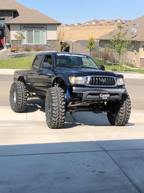 Old Tacoma Truck, Toyota Tacoma 1st Gen, First Gen Tacoma, Blue Toyota Tacoma, 1st Gen Tacoma, Lifted Tacoma, 2nd Gen Tacoma, Toyota Tacoma Lifted, Tacoma 2000