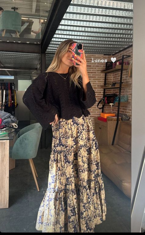 Floral A Line Skirt Outfit, Thanksgiving Outfit Skirts Long, Fall Boho Skirt Outfits, Long Skirt Outfits For Work Business Casual, Last Minute Work Outfit, Cottagecore Chic Outfits, Formal Maxi Skirt Outfit Wedding, Bohemian Modest Outfits, Unique Style Aesthetic