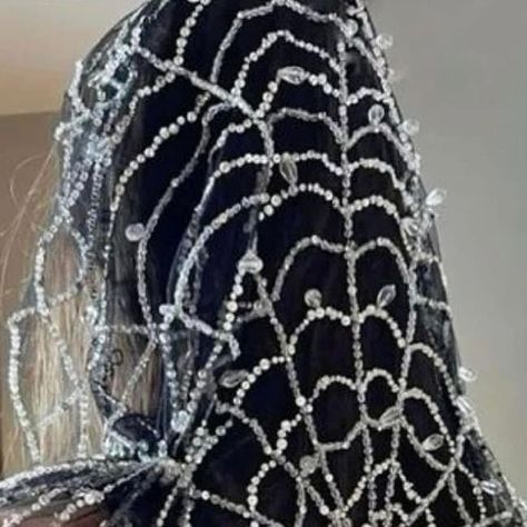 Spiderweb Fashion, Alt Cottagecore, Veil Cape, Alt Style, Concert Looks, February 8, Halloween Wedding, Dakota Johnson, Wedding Veil