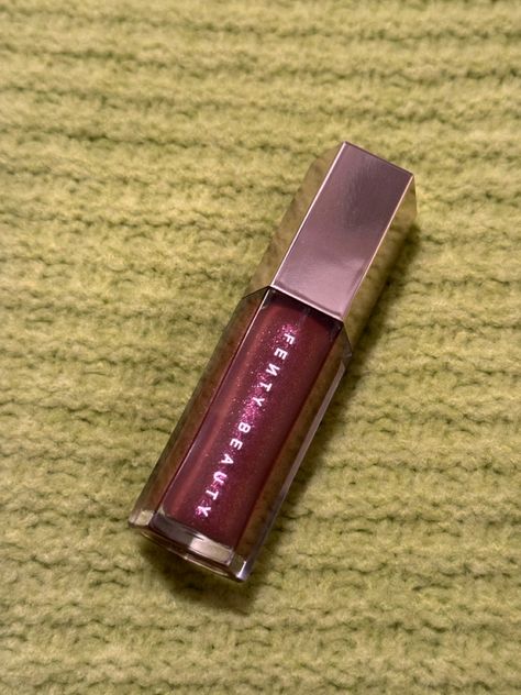 Fenty Beauty Gloss Bomb, Lip Combos, Makeup List, Lip Liners, Lip Balms, Fenty Beauty, Christmas Wishlist, Makeup Collection, Lipsticks