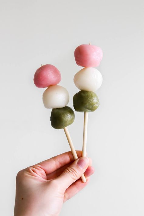 Dango! Warabi Mochi! More Mochi! | Constellation Inspiration Mochi Photography, Warabi Mochi, Hanami Dango, Korean Sweets, Asian Food Photography, Sakura Mochi, Dessert Inspiration, Korean Rice Cake, Dessert Original