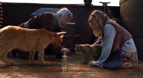 Dakota Blue Richards - The Golden Compass (2007) (3300×1803) Golden Compass Movie, Compass Picture, Compass Wallpaper, Lyra Belacqua, Dakota Blue Richards, Anastasia Musical, Lion King Broadway, Golden Compass, Talking Animals