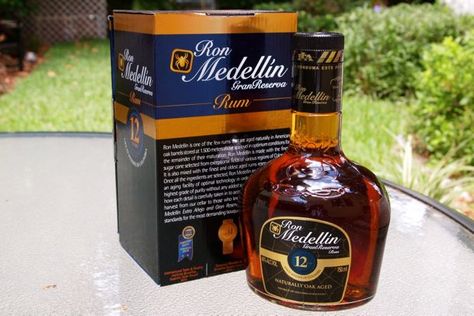 Friday Happy Hour: Ron Medellín 12 Year-Old Grand Reserva Ron Medellin, Wine And Spirits, Happy Hour, The Spirit, Oh My, Vodka, Rum, Year Old, Alcoholic Drinks