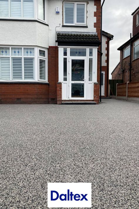 This unique mix of silver, grey, white and black aggregates create an eye-catching blend for Resin Bound Driveways. DALTEX Moonshadow has been used for this installation and the results are fantastic. Grey Resin Driveway, Resin Bound Driveways, Resin Driveway, Driveway Ideas, High Contrast, Driveway, House Front, House Exterior, Garden Design