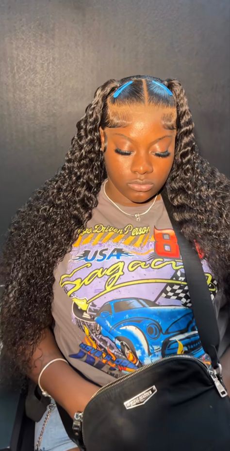 Styles For Curly Lace Front Wigs, Laces Hairstyle, Wig Hairstyles Ideas Black Women Curly, Deep Wave Styles, Curly Wig Hairstyles Black Women, Faux Locs Marley Hair, Cute Weave Hairstyles, Barbie Hairstyle, Weave Ponytail Hairstyles