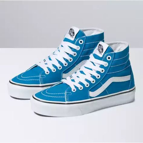 Vans Store, Sneakers Vans, Shop Shoes, Sk8 Hi, Vans High Top Sneaker, New Sneakers, Vans Sneakers, Classic Shoes, Vans Sk8