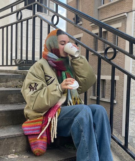 Rainy Day Aesthetic Outfit, Denmark Street Style, Carhartt Aesthetic, Outfit For Rainy Day, Cold Rainy Day Outfit, Rainy Day Outfit Aesthetic, Oversize Outfit, Outfits Nyc, Nyc Fits