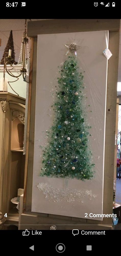 Crushed Glass Art, Crushed Glass Christmas Tree Diy, Shattered Glass Art, Sea Glass Art Tree, Shattered Glass Christmas Tree, Christmas Tree Resin Art, Glass Crafts Diy, Sea Glass Window Art Resin, Sea Glass Diy