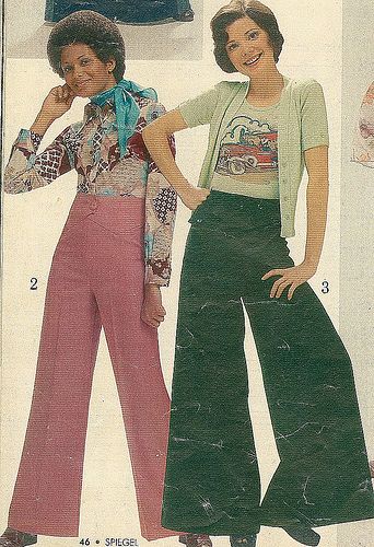 Elephant Pants   Teens in the 70s, via Flickr.    Yes i wore these same pants at the age 13-15 19s Fashion, Patti Hansen, Fashion 1970s, Elephant Pants, 60s 70s Fashion, Retro Makeup, 60s And 70s Fashion, 70s Inspired Fashion, Lauren Hutton