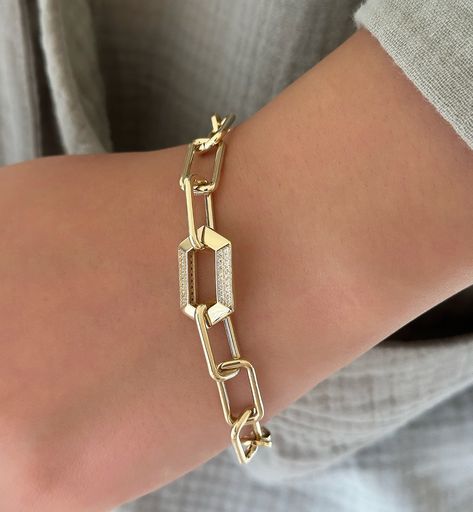 Handcrafted Jewelry Gold, Solid Gold Bracelet, Gold Paper, Stylish Gifts, Engagement Gifts, Chain Link Bracelet, Link Bracelets, Chain Link, Chain Bracelet