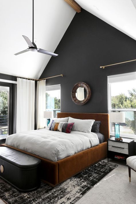 Vaulted Ceiling Bedroom Decor, Colored Ceiling Bedroom, Boho Minimalist Home, Slanted Ceiling Bedroom, Vaulted Ceiling Bedroom, Dark Accent Walls, Vaulted Ceiling Living Room, White Wall Bedroom, Beautiful Energy