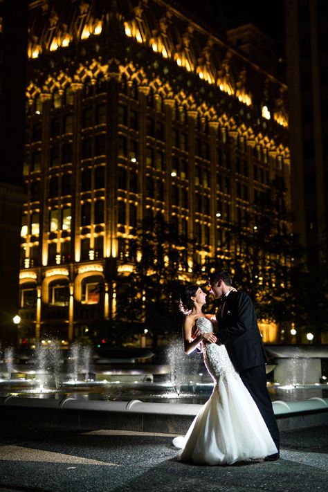 Pittsburgh has the best backdrops for wedding photography! Pink Wedding Flowers Centerpiece, Photo At Night, Wedding Venues Virginia, Backdrops For Wedding, Pictures Downtown, Teal Wedding Colors, Pittsburgh Wedding Venues, Wedding Venues Pennsylvania, Downtown Pittsburgh