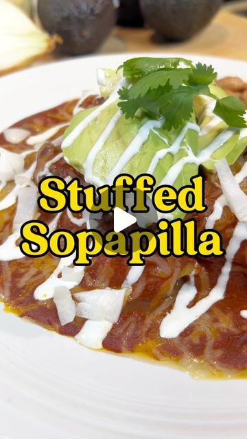 Stuffed Sopapilla Recipe Ground Beef, Stuffed Sopapillas New Mexico, Stuffed Sopapilla Recipe, New Mexico Chile, Sopapilla Recipe, Hispanic Dishes, Food F, Red Chile, Fry Bread