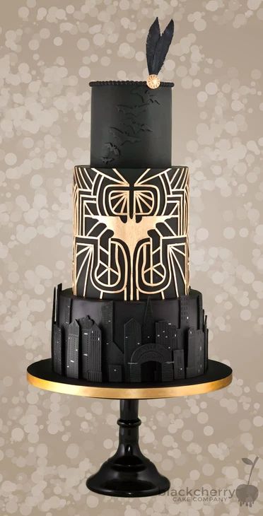 Batman Pasta, Batman Wedding Cake, Batman Wedding Cakes, Batman Wedding, Geometric Cake, Art Deco Cake, Cakes Inspiration, Batman Cake, Food Decorations