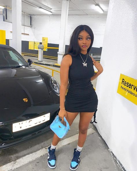 FASHION AND BEAUTY🦋 on Instagram: “@treasure_jepson💙💙 #dripbaddies” Dress With Jordans, Sneakerball Outfits Women, Capsule Basics, Cute Sneaker Outfits, Jordan Outfits Womens, Sneaker Fits, Drip Outfits, Teen Fashion Trends, Jordan 1 Outfit