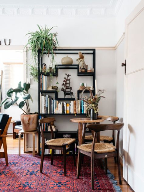 Daily inspiration. Learn more about the project www.aestate.be Brisbane Apartment, Dining Nook, The Design Files, Boho Home, Mid Century Modern Furniture, Red Rug, Dining Room Design, Eclectic Decor, Room Table