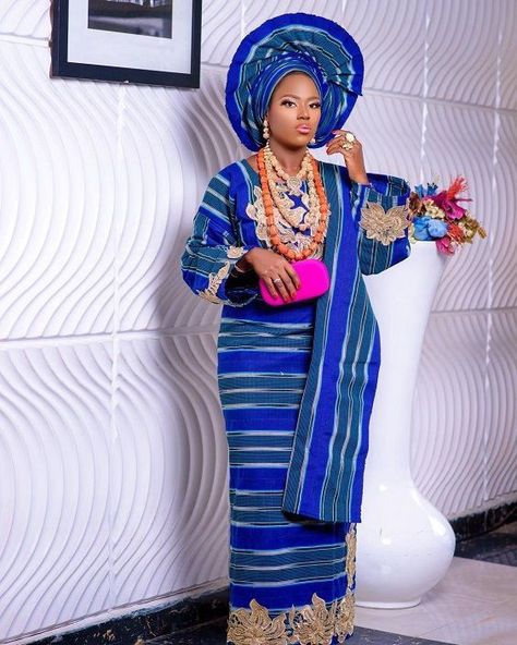 Yoruba bride Nigerian Traditional Attire, Northern Kente, Latest Asoebi Styles, Yoruba Bride, Nigerian Culture, African Weddings, Yoruba Wedding, African Wedding Attire, Kente Dress