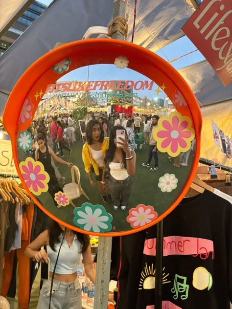 Sampling Activation Ideas, Festival Brand Activation Ideas, Festival Photo Opportunity, Pop Up Brand Activation, Booth Activation Ideas, Instagram Moments Wall, Summer Photo Booth Ideas, Retailtainment Ideas, Festival Activation Ideas