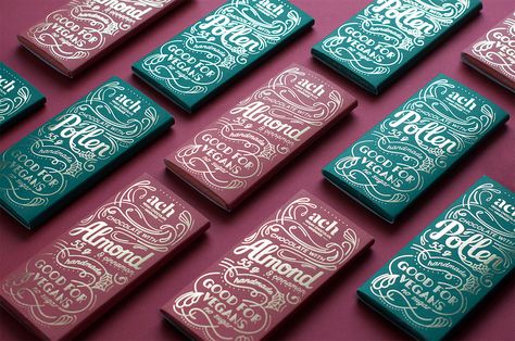 Chocolate Designs, Chocolate Bar Design, Print Design Trends, Chocolate Packaging Design, Limited Edition Packaging, Packaging Design Trends, Candy Packaging, Chocolate Design, Organic Chocolate