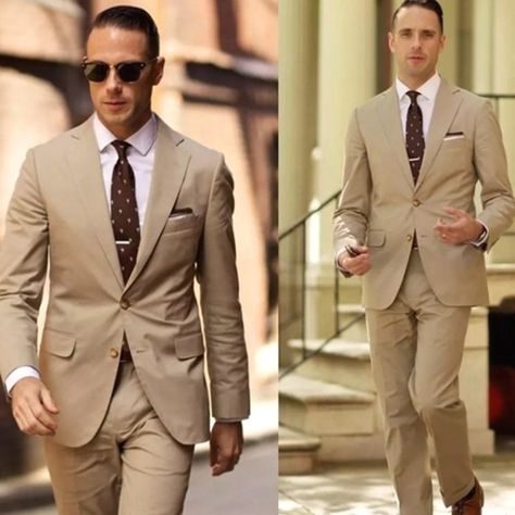 Grey Tuxedo Men, Beige Groom, Boy Prom Outfit, Blue Mens Suit, Dinner Italian, Terno Slim Fit, Grey Tuxedo, Prom Dinner, Suit Stores