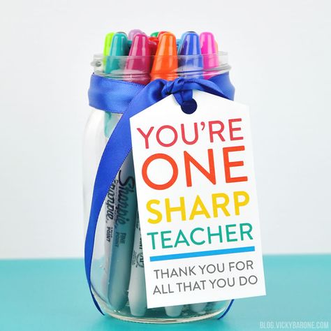 Teacher Appreciation DIY Gift Idea | Vicky Barone Sharpie Teacher Gift, Teacher Appreciation Diy, Teacher Treats, Sharpie Markers, School Teacher Gifts, Teacher Mom, Staff Appreciation, Diy Teacher Gifts, My Sons