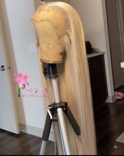 Hair Threading, Girl Hair Colors, Frontal Wig Hairstyles, Honey Brown Hair, Lace Fronts, Creative Hair Color, Quick Weave Hairstyles, Pretty Hair Color, Slick Hairstyles