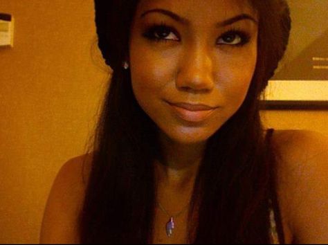 𝓚 on Twitter: "throwback jhené aiko pics 📸 from her old myspace page: aikoichiban… " Aiko Jhene, Jhené Aiko, Jhene Aiko, On Twitter, Twitter, Beauty