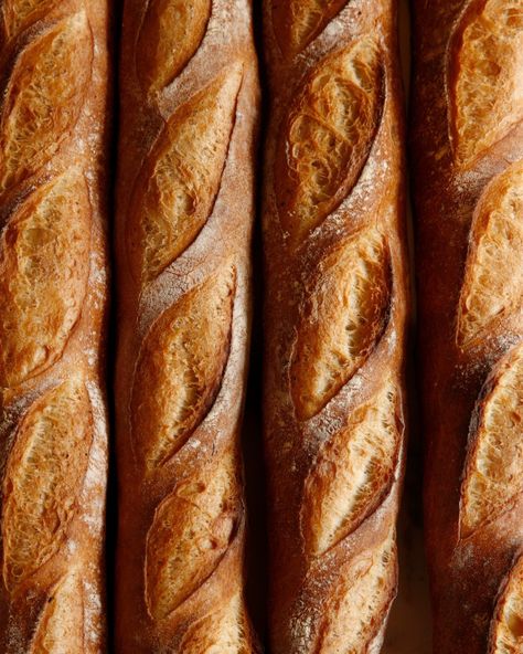 Baguette Aesthetic, Bread Branding, Bread Pictures, Bread Photos, European Bread, Bread Aesthetic, Bread Photography, Bread Brands, Pure Aesthetic