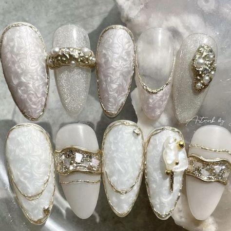 Rave Nails, Nail Art Printer, Opal Nails, Diamond Nail Art, Art Deco Nails, Vintage Nails, Nail Art Designs Diy, Really Cute Nails, Japanese Nails