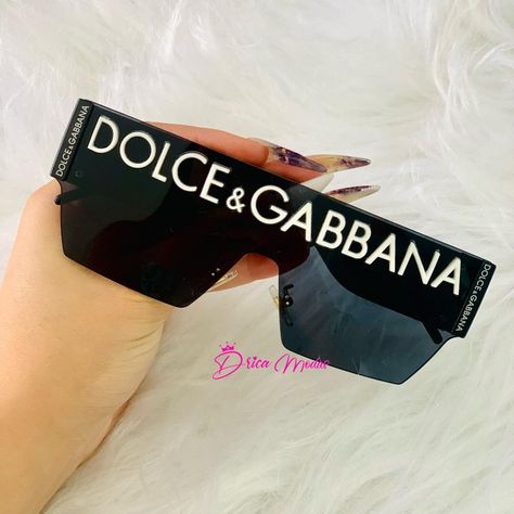 Dolce And Gabbana Glasses, Pretty Sunglasses, Xoxo Jewelry, Elegant Sunglasses, Classy Glasses, Unique Sunglasses, Fake Money, Trendy Glasses, Camping Items