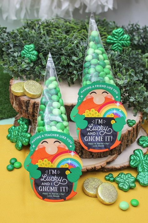 DIY St. Patrick's Day gnome treat idea, gnome, lucky and I gnome it, Just Add Confetti, gnome treat, gnome gift, St. Patrick's Day, st patricks day, St Pattys, St Paddys, gnome candy treat, rainbow, gnome, gift idea, treat idea St Patricks Day Lucky To Have You, St Patricks Day Teacher Appreciation, St Patricks Day Pop Bys, St Patrick’s Day Fundraiser, St Patricks Day Teacher Treats, St Patrick’s Day Goody Bags, St Patrick’s Day Treat Bags, St Patrick’s Day Favors, Teacher St Patricks Day Gift