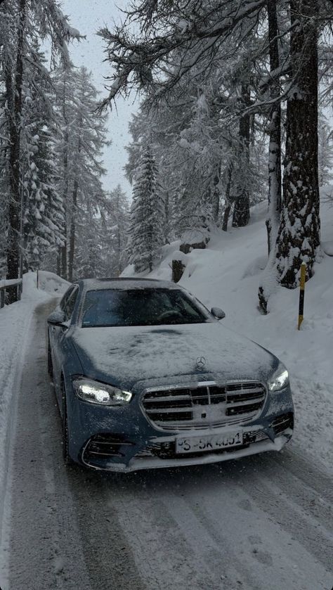 Mercedes Wallpaper, Luxury Cars Audi, Gta 6, Cool Optical Illusions, Winter Car, Luxury Car Interior, From Tiktok, Mercedes Car, Classy Cars