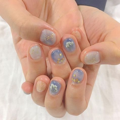 Korean Nail, Short Nails Art, Simple Nail Art Designs, Super Nails, Diy Nail Art, Easy Nail Art, Nail Shapes, Flower Nails, Art Acrylic