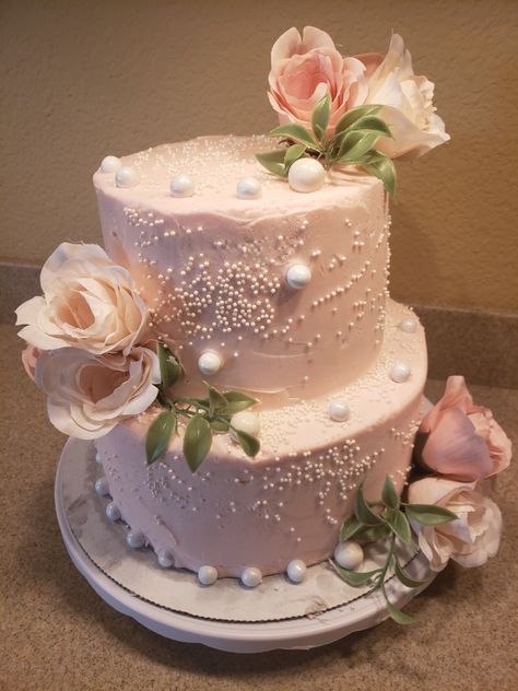 Pink champagne cake, vanilla cake with raspberry filling. Bridal shower cake. Baby shower cake. Pink cake. Elegant cake Bridal Shower Cake With Pearls, Pink Bridal Shower Cake, Pink Bridal Shower Cake Ideas, Bridal Shower Cake Ideas Elegant, Light Pink Bridal Shower Cake, Vintage Cake White And Pink, Pink Bridal Shower Theme, Pink Champagne Cake, Champagne Cake