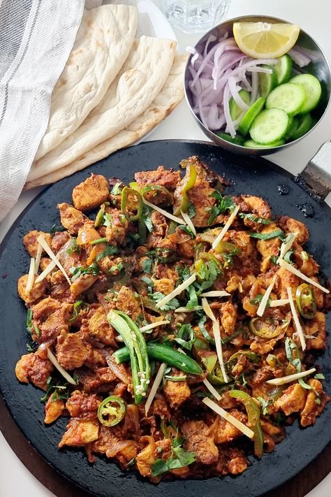 Chicken Tawa Fry Recipe, Chicken Kadai, Making Roti, Chicken Kadai Recipe, Tawa Chicken, Easy Chicken Stir Fry, Chicken Mince, Flat Pan, Skillet Pan