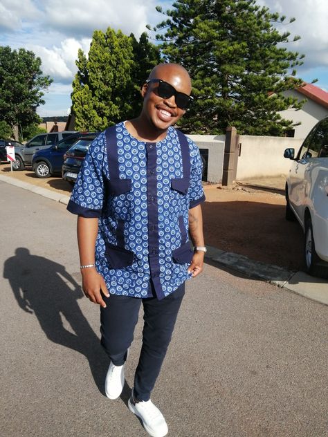 Setswana Traditional Attire, Tswana Traditional Attire, Shwe Shwe Fabric, Gentlemen's Club, Shweshwe Dresses, Black Men Fashion Swag, Groomsmen Attire, Traditional Attire, Black Men Fashion