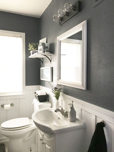 Tiny Bathroom Makeover, Bad Inspiration, Sliding Shower Door, Half Bathroom, Trendy Bathroom, Budget Bathroom, Small Bathroom Design, Diy Remodel, Tiny Bathroom