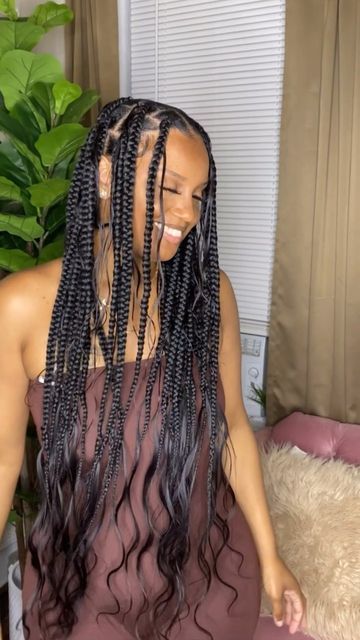 Crinkly Knotless Braids, Medium Large Goddess Knotless Braids, Bohemian Knotless Braids Body Wave, Braid Styles With Human Hair, Big Boho Braid, Trending Knotless Braids 2023, Short Boho Knotless Braids Human Hair, Large Bohieman Knotless Box Braids, Lightweight Braids For Black Hair