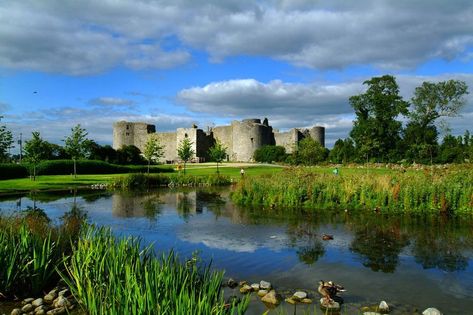 11 reasons why Roscommon is the best county in Ireland - Irish Mirror Online Roscommon Ireland, Ireland Tours, Irish Castles, Castles In Ireland, Love Ireland, Visit Ireland, Irish Heritage, Jules Verne, Ireland Travel