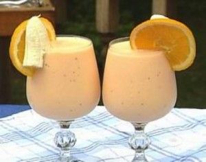 Sherbet Punch Sherbet Punch Recipes, Low Sugar Smoothies, Sherbet Punch, Healthy Afternoon Snacks, Orange Julius, Punch Recipe, Summer Smoothies, Strawberry Banana Smoothie, Orange Sherbet