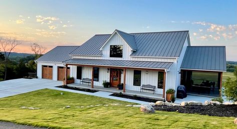 Metal Roof Houses, Steel Siding, Barn House Design, Prefab Cabins, Barn Style House Plans, Metal Siding, House Siding, Barn Style House, Metal Building Homes