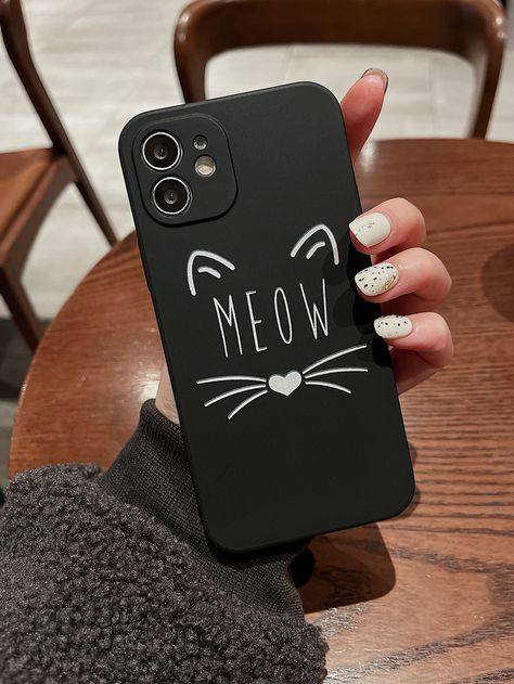 Paint On Black Phone Case, Black Phone Cover Ideas, Simple Phone Cover Painting, Phone Covers Diy Black, Diy Black Phone Case Ideas, Black Phone Case Design, Black Phone Case Diy, Phone Case Ideas Black, Black Phone Case Painting