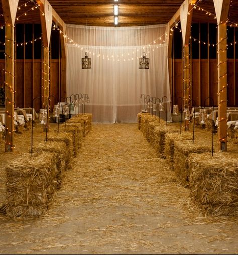 Ten Great Ways to Use Hay Bales in Your Wedding -- The picture shown is the only idea I REAAAALLY like. It looks completely classy! -TH Hay Bale Wedding, Barn Wedding Reception, Barn Dance, Hay Bales, Rustic Chic Wedding, A Barn, Western Wedding, Wedding Destination, Wedding Planners