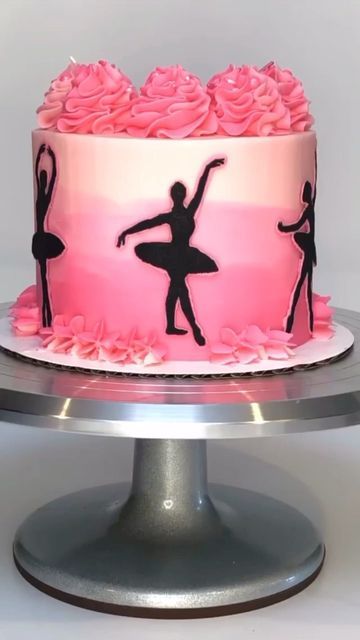 Wilton Cake Decorating on Instagram: "🩰 This is is a great demonstration of a buttercream transfer by @sometimesimakecookies! 💕Find written instructions for this technique on our blog! ✨ #wiltoncakes #cakes #cakedecorating #cakeideas #homemade #baking #buttercreamcake #buttercreamtransfer #ballerina #dancing" Dance Birthday Cake, Ballet Birthday Cakes, Buttercream Transfer, Ballerina Birthday Cake, Ballet Cakes, Cookie Cake Decorations, 12th Birthday Cake, Dance Cakes, Good 4 U