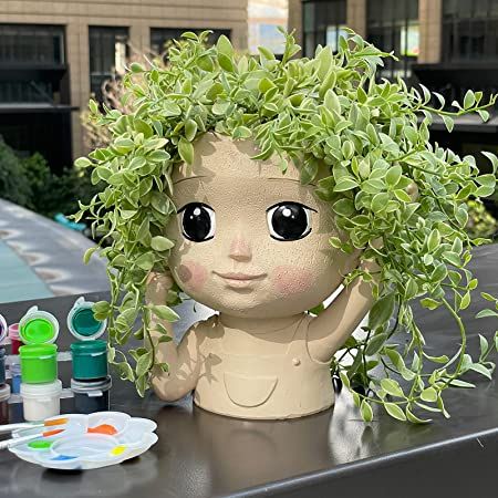 Head Pots For Plants, Face Planters Flower Pots, Face Pots Head Planters, Pots With Faces, Face Planters Diy, Indoor Outdoor Deck, Resin Portrait, Cute Planters, Resin Succulent