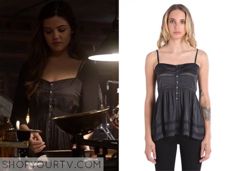 Aurora De Martel The Originals Outfits, Davina Outfits, Danielle Campbell Outfit, Davina Claire Outfits, The Originals Outfits, Originals Outfits, Vivian Top, Vampire Diaries Fashion, Tv Clothes