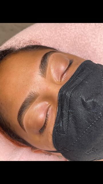 Eyebrows Wax And Tint, Full Brows Aesthetic, Brow Wax Aesthetic, Thick Brows Natural, Threaded Brows, Brow Tinting Before And After, Semester Prep, Brow Tint And Lamination, Eyebrow Wax And Tint