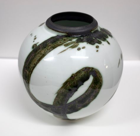 'Clear Splash Moonjar' by Edinburgh based ceramicist Tricia Thom. Wheel thrown porcelain, 19 x 17 cm. #ceramics #porcelain #moonjar #wheelthrown #contemporaryceramics Moonjar Pottery, Moon Jars, Moon Jar, Contemporary Ceramics, Ginger Jars, Wheel Thrown, Edinburgh, Tea Pots, Porcelain