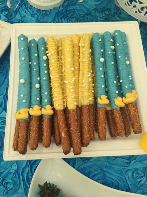 Duck Baby Shower Theme, Rubber Ducky Party, Rubber Ducky Birthday, Rubber Duck Birthday, Ducky Baby Showers, Ducky Baby Shower, Rubber Ducky Baby Shower, Baby Boy Shower Party, Baby Shower Duck